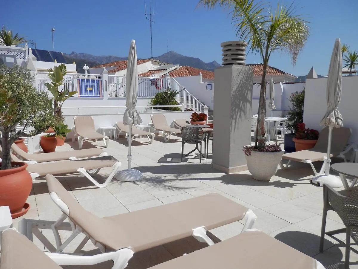 Hotel Puerta del Mar Nerja 3*,