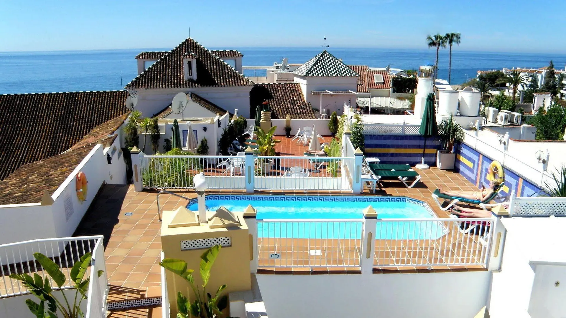 Hotel Puerta del Mar Nerja 3*,  España